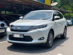 Toyota Harrier 2.0 Audioless 2014