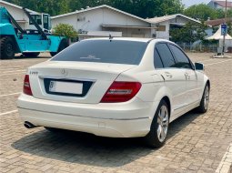 Mercedes-Benz C-Class C200 2014 Putih 6