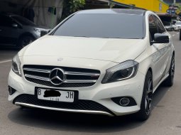 MERCY A200 AT PUTIH 2013 LOW KM BERGARANSI DIJUAL CEPAT