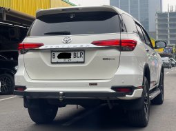 FORTUNER VRZ TRD AT 2019 PUTIH  TURUN HARGA DIJUAL CEPAT BERGARANSI 6