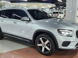 Mercedes-Benz GLB 200 Progressive Line Rawatn ATPM Km 11rb B Ganjil Pjk April 2025 KREDIT TDP 124 jt