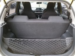 Daihatsu Ayla 1.2 R ADS AT 2024 15