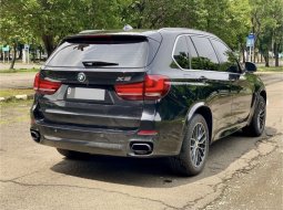 BMW X5 xDrive25d 2015 Hitam 4