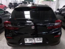 Suzuki Baleno Hatchback MT 2022 Hitam 9