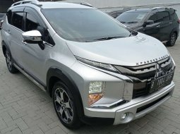 Mitsubishi Xpander Cross Premium  AT 2021 Silver