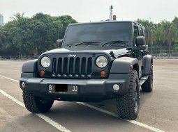 JEEP WRANGLER 3.8L AT 2011 HITAM LOW KM BERGARANSI TERMURAH 3