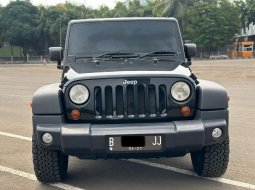 JEEP WRANGLER 3.8L AT 2011 HITAM LOW KM BERGARANSI TERMURAH 2