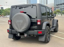 JEEP WRANGLER 3.8L AT 2011 HITAM LOW KM BERGARANSI TERMURAH 6