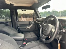JEEP WRANGLER 3.8L AT 2011 HITAM LOW KM BERGARANSI TERMURAH 9