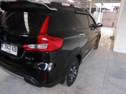 SUZUKI XL7 ALPHA 1.5 AT 2021 HITAM 5