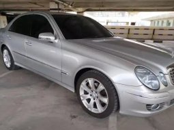 2009 Mercedes-Benz E 230 (W211) FL Last Edition Black Int B GENAP Pjk Sd JULI 2025 Mulus Siap Pakai