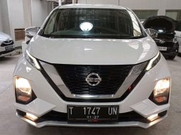 Nissan Livina VL AT 2021 Putih