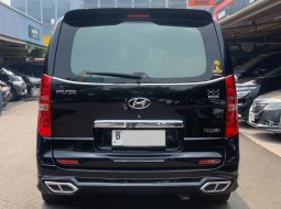 Hyundai H-1 Royale Bensin 2018 4