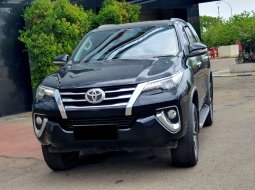 Toyota Fortuner 2.7 SRZ AT 2016 hitam km 30 rb bensin cash kredit proses bisa dibantu 2