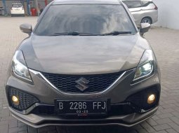 Suzuki Baleno Hatchback AT 2019 Abu-abu