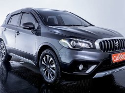 JUAL Suzuki SX4 S-Cross AT 2020 Abu-abu
( Kilometer 23rb )