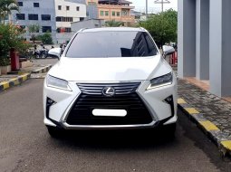 Lexus RX 200T 2017 SUV luxury putih km 42rban pajak panjang cash kredit proses bisa dibantu