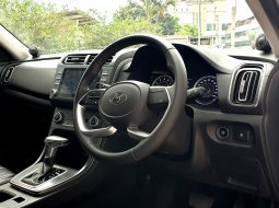 Hyundai Creta 2023 trend blackedition km antik 9 ribuan pajak panjang 11