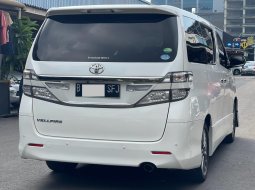 Toyota Vellfire Z Golden Eye 2015 3