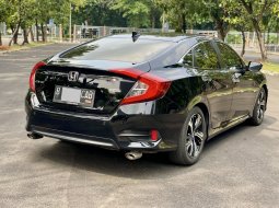 Honda Civic 1.5L Turbo 2017 Hitam 4