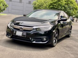 Honda Civic 1.5L Turbo 2017 Hitam 2