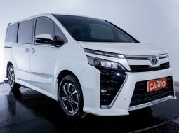 JUAL Toyota Voxy 2.0 AT 2018 Putih
(Kilometer 42rb  >> Pajak Nov-2025)