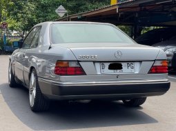 MERCY 300CE 2DOOR AT SILVER 1989 SUPER ANTIK DIJUAL CEPAT MURAH 6