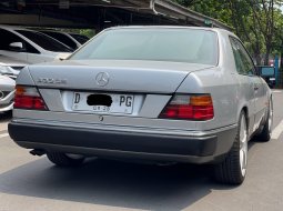 MERCY 300CE 2DOOR AT SILVER 1989 SUPER ANTIK DIJUAL CEPAT MURAH 4