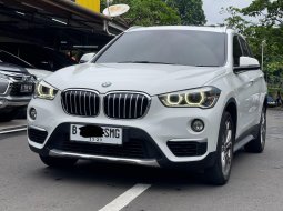 BMW X1 SDRIVE18I BENSIN AT PUTIH 2019 PANORAMIC AT PUTIH DIJUAL CEPAT MURAH