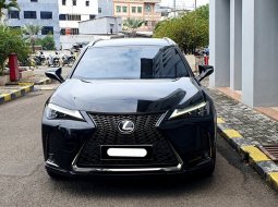 Lexus UX 200 F Sport 2019 hitam km 63 ribuan cash kredit proses bisa dibantu