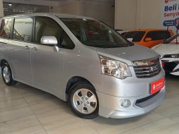 Toyota NAV1 V 2.0 AT 2013 - Unit Mulus Bisa Nego - D1186XGF