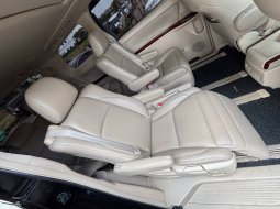 Toyota Alphard 2.4 Premium Sound Matic Tahun 2011 Kondisi Mulus Terawat Istimewa Seperti Baru 9