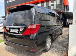 Toyota Alphard 2.4 Premium Sound Matic Tahun 2011 Kondisi Mulus Terawat Istimewa Seperti Baru 13