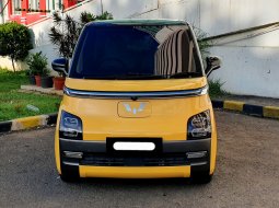 Wuling Air EV 2022 long range kuning km 14 rban