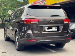 KIA SEDONA ULTIMATE AT COKLAT 2017 DIJUAL CEPAT TERMURAH 4