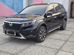 Honda BR-V Prestige CVT with Honda Sensing 2023 Hitam 6