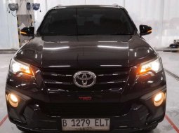 Toyota Fortuner 2.4 VRZ AT 2020 Hitam