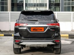 [Tdp 15Jt] Toyota Fortuner 2.4 VRZ TRD Sport AT 2018 Hitam 5