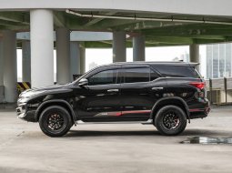 [Tdp 15Jt] Toyota Fortuner 2.4 VRZ TRD Sport AT 2018 Hitam 4