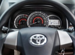 Toyota Avanza 1.3 MT 2017 Hitam 13