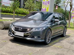 Honda Odyssey 2.4 2012 Abu-abu 2