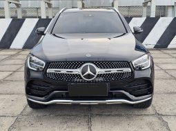 Mercedes-Benz GLC 200 AMG Line 2020 Hitam