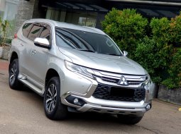 Mitsubishi Pajero Sport Dakar 4x2 Ultimate 2017 silver km 64 ribuan pajak panjang 3