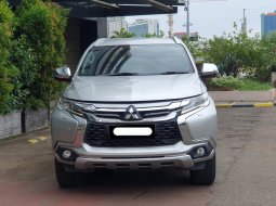 Mitsubishi Pajero Sport Dakar 4x2 Ultimate 2017 silver km 64 ribuan pajak panjang 1