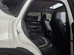 Mazda CX5 Kuro GT 2.5 AT ( Matic ) 2021 / 2022 Putih Km Low cuma 23rban Good Condition siap pakai 9