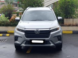 Honda BR-V Prestige CVT 2022 silver matic