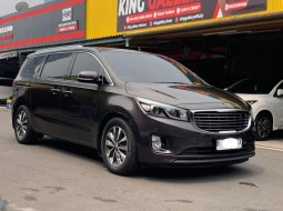 KIA GRAND SEDONA ULTIMATE AT 2017