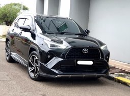 Toyota Yaris Cross 1.5 S GR CVT TSS 2023 hitam km 9 ribuan hybrid