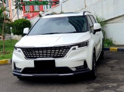 Kia Grand Carnival 2022 putih diesel 11 seater km 14 ribuan 3