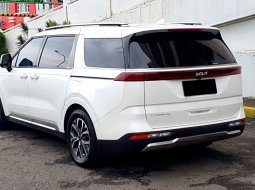 Kia Grand Carnival 2022 putih diesel 11 seater km 14 ribuan 5